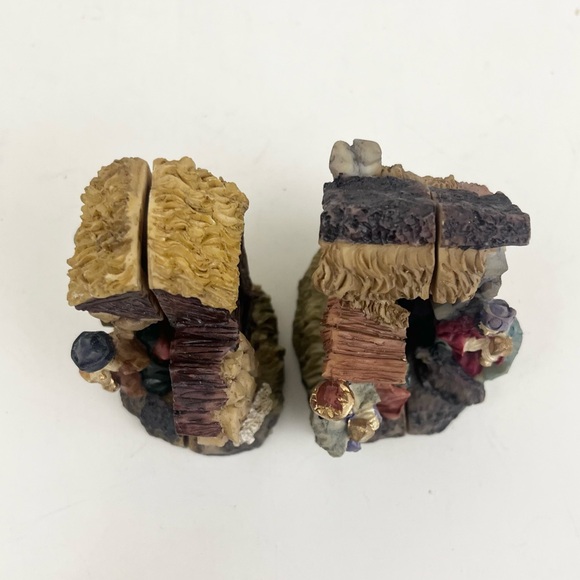 Dicksons Miniature Hinged Resin Set of 2 Nativity Scene Holiday Christmas Decor - Picture 3 of 16